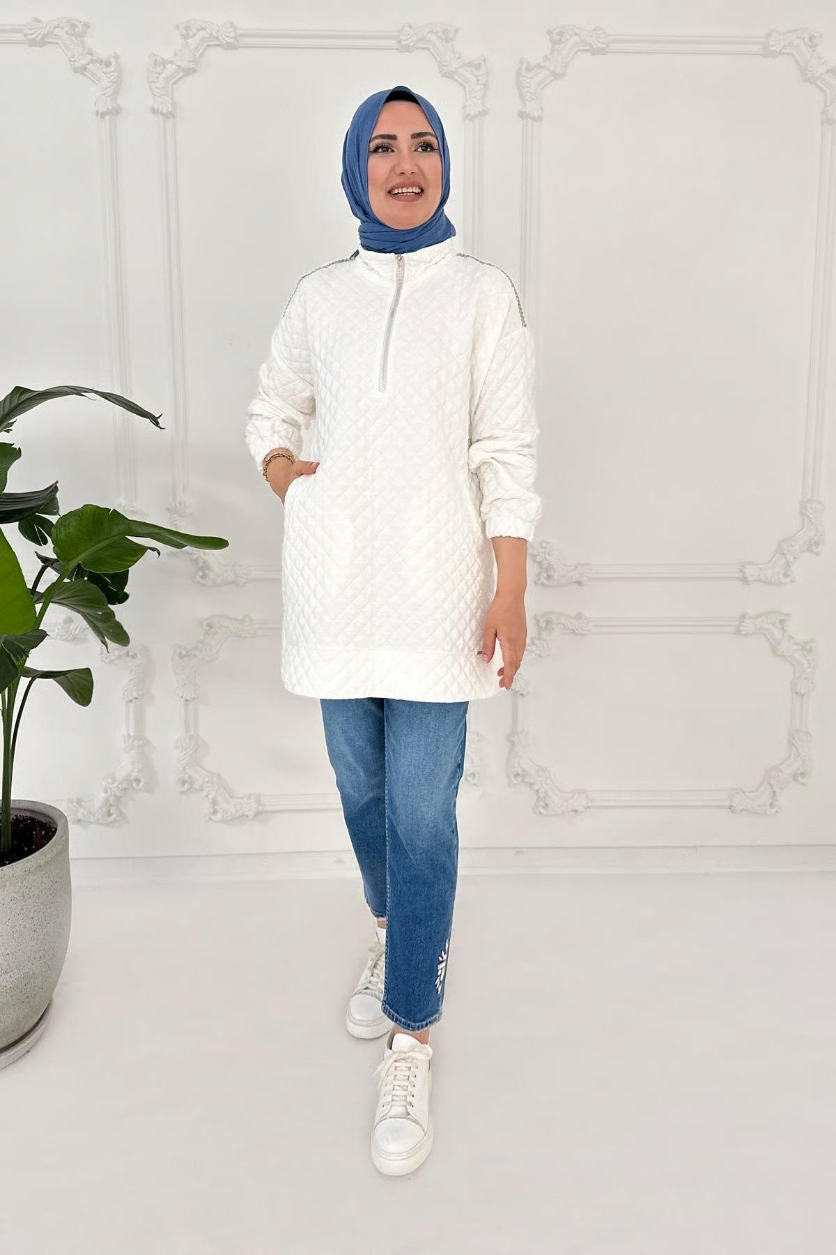 Moodbasic Omuzları Taşlı Kapitone Tunik - Beyaz