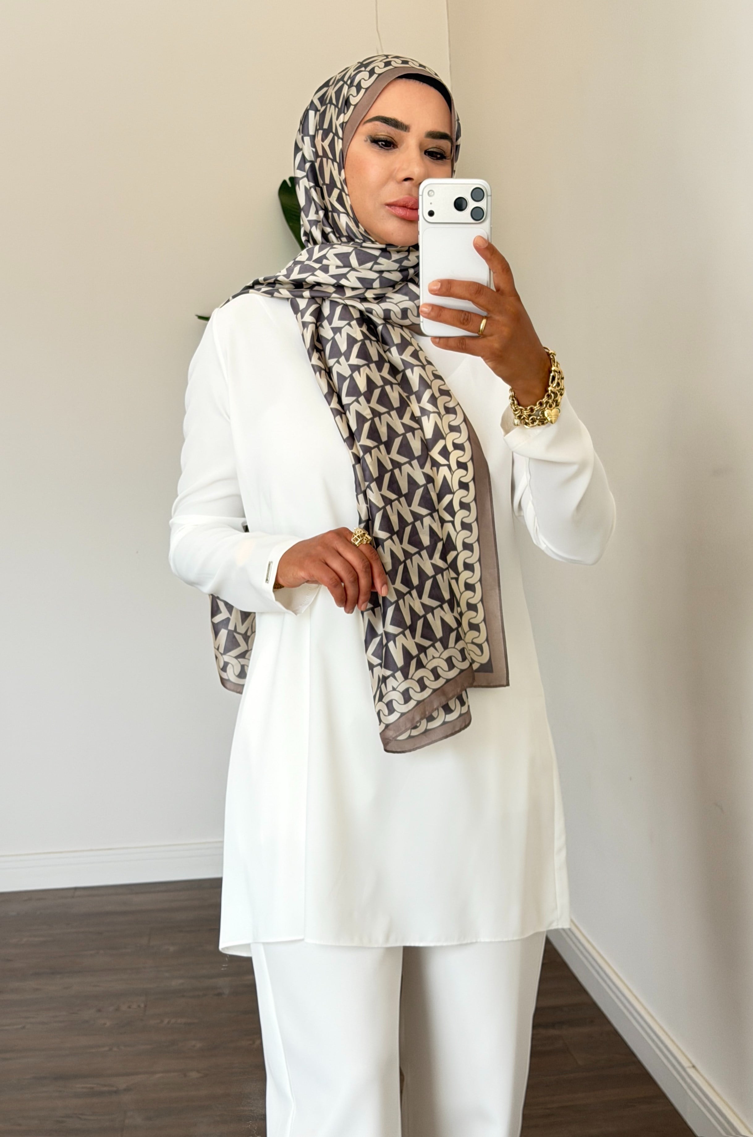 Uzun Kollu Krep Tunik - Ekru