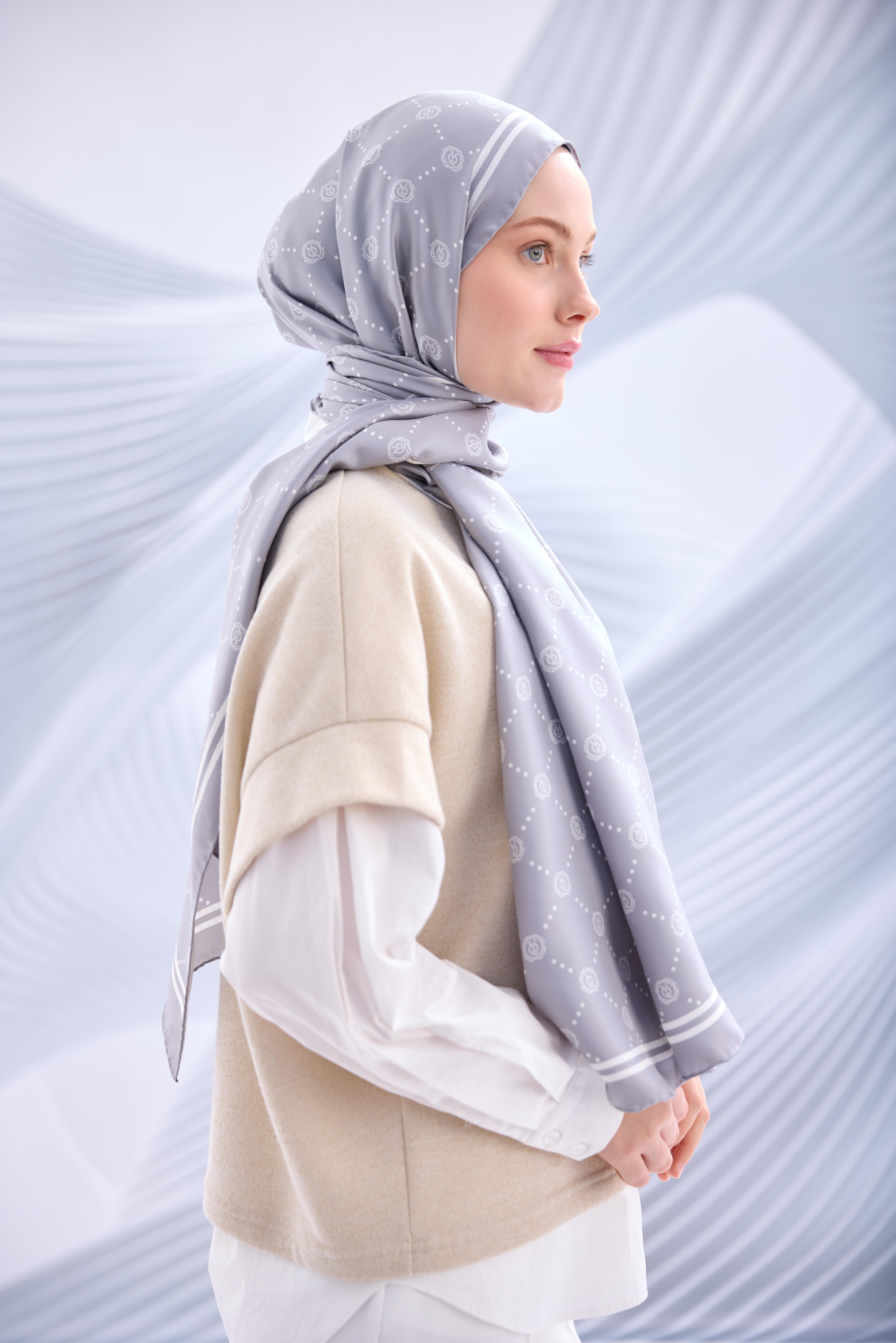 Yaqa Twill İpek Monogram Şal - YQ02002 - Gri