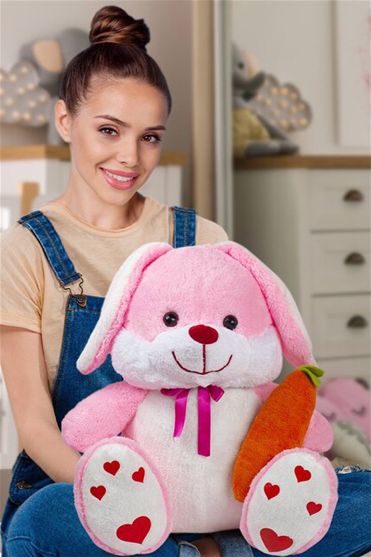 80 cm Havuçlu Pembe Peluş Tavşan