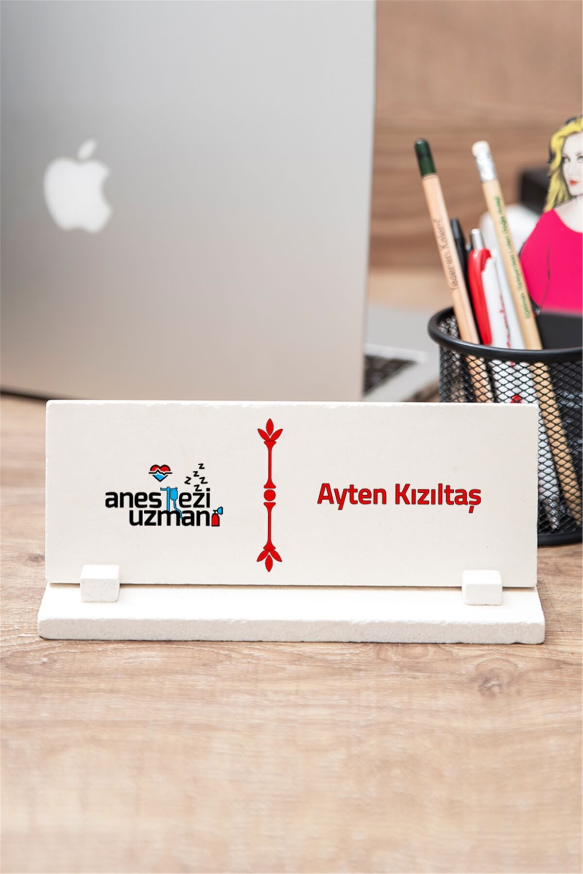 Anestezi Uzmanı Taş Masa İsimliği