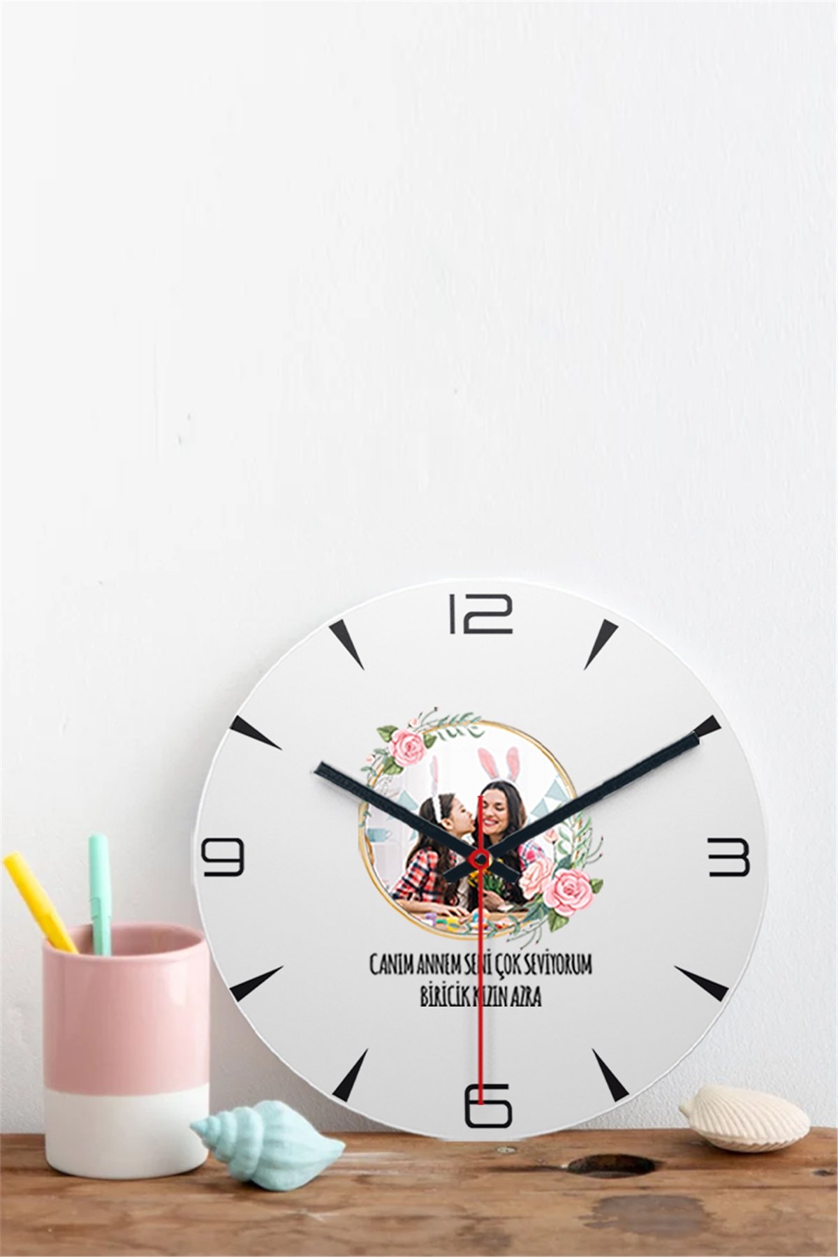 Anneye Hediye Fotoğraflı Ahşap Duvar Saati