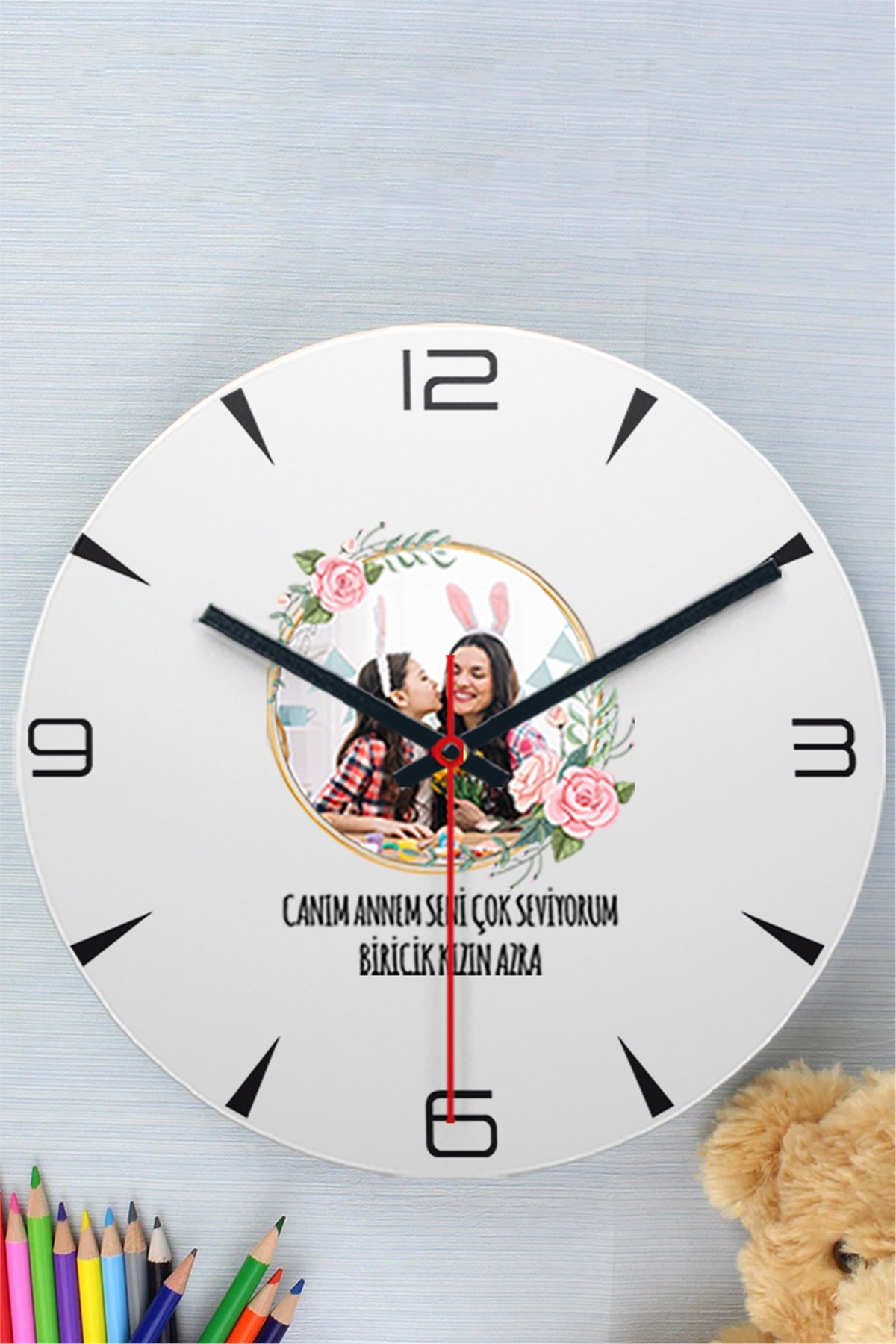 Anneye Hediye Fotoğraflı Ahşap Duvar Saati