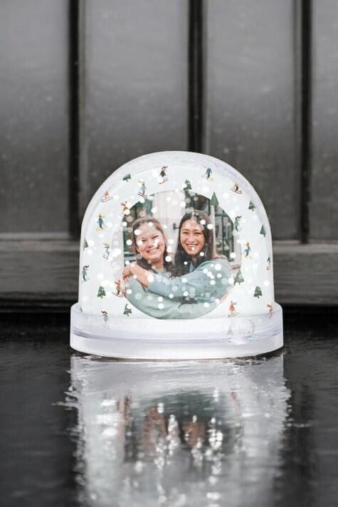 Arkadaşa Yılbaşı Hediyesi Fotoğraflı Küresi