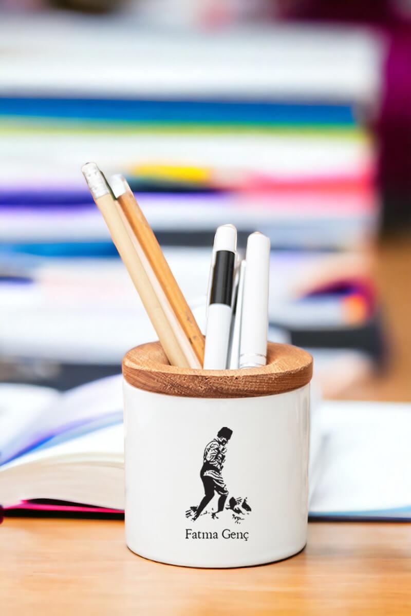 Atatürklü İsme Özel Ahşap Kapaklı Kalemlik