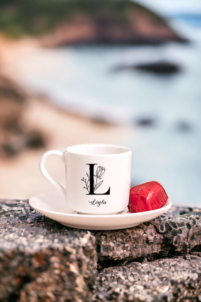 Baş Harfli Çiçek Tasarım Porselen Türk Kahvesi Fincanı