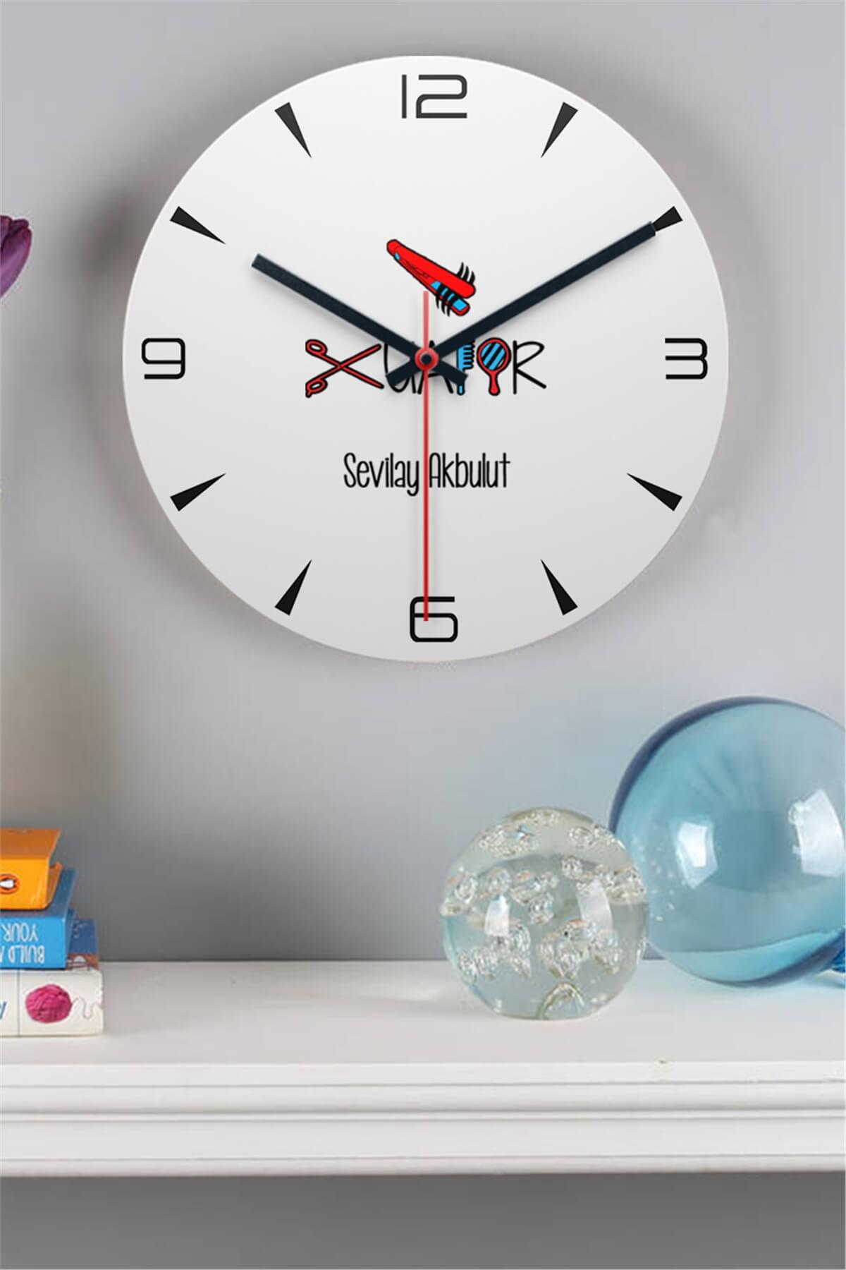 Bayan Kuaförü Ahşap Duvar Saati