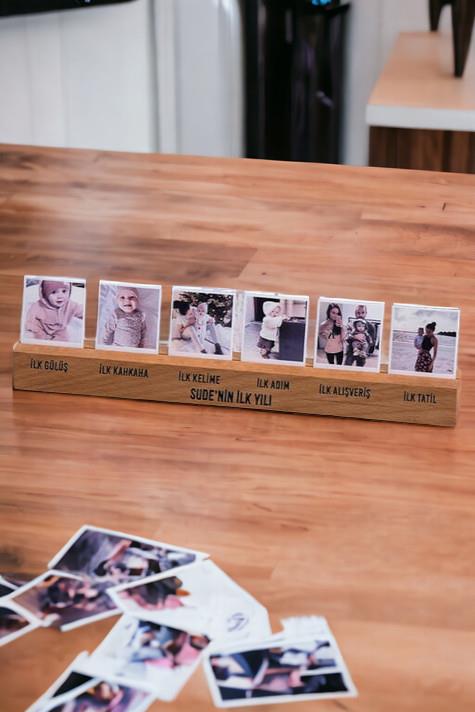 Bebeklere Hediye Kişiye Özel Fotoğraflı Ahşap Stand