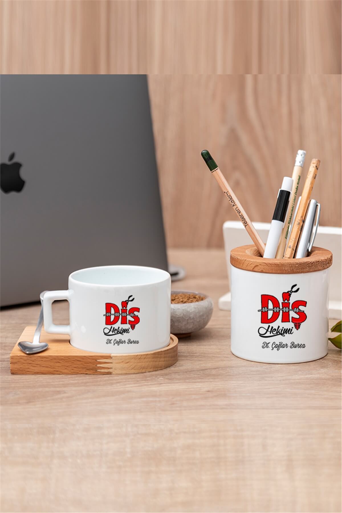 Diş Hekimine Hediye Seti Ahşap Altlıklı Fincan ve Kalemlik