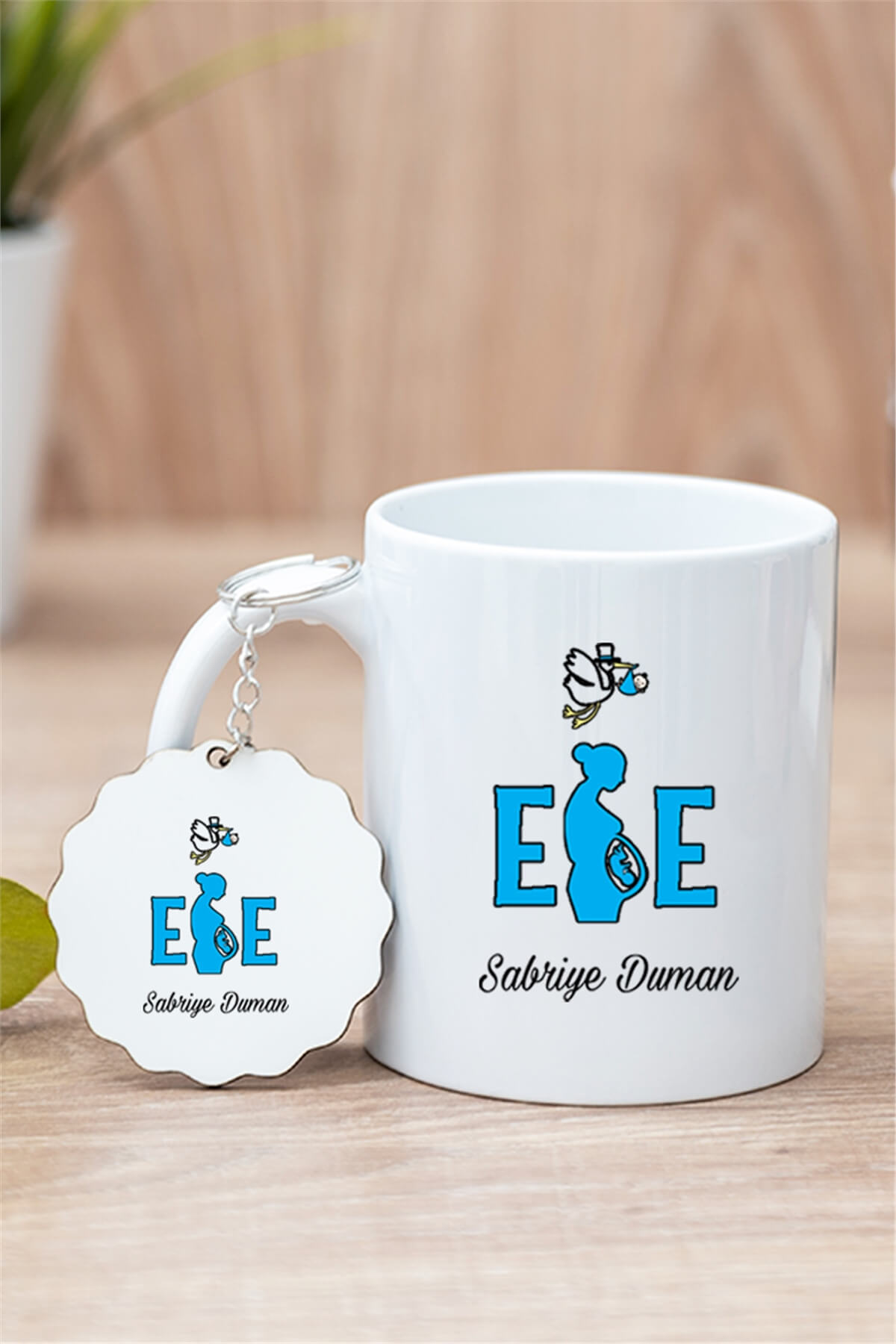 Ebe Beyaz Kupa Bardak ve Ahşap Anahtarlık
