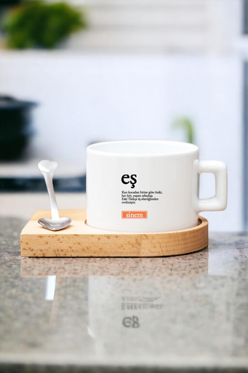 Eş Kelime Anlamı Ahşap Altlıklı Fincan