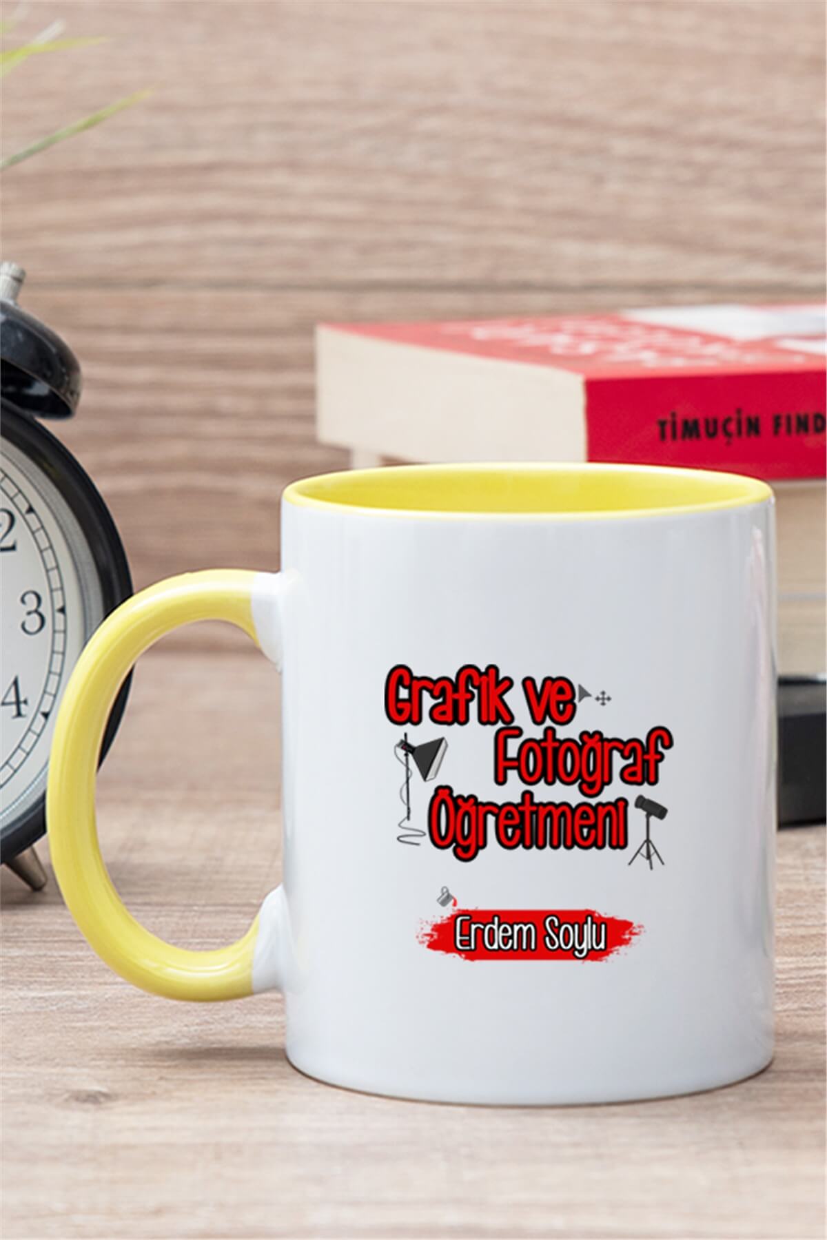 Grafik ve Fotoğraf Öğretmeni İçi Renkli Kupa Bardak
