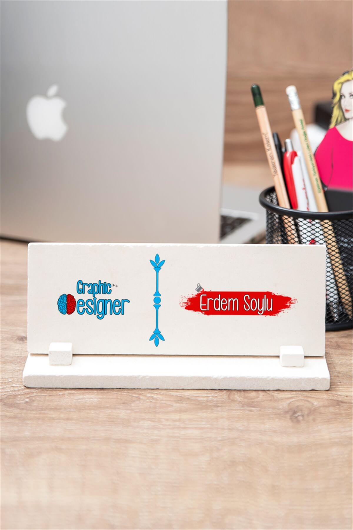 Grafiker Taş Masa İsimliği