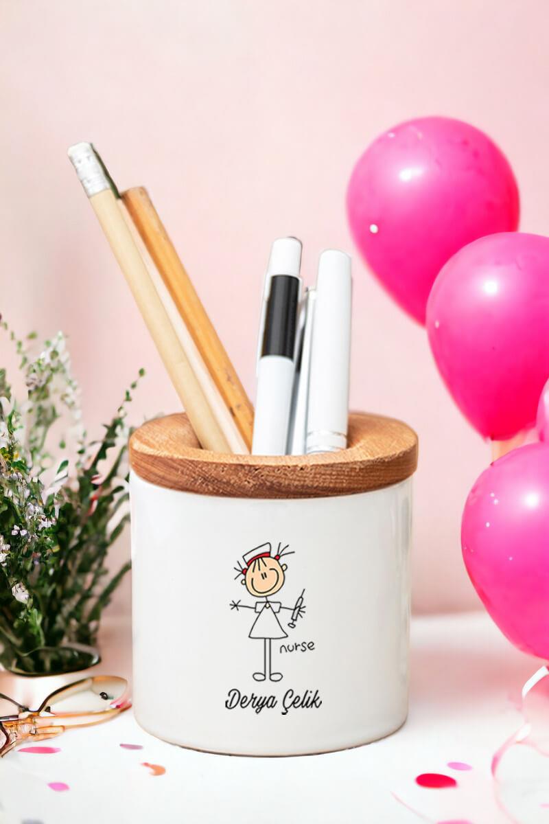 Hemşire Karikatürü Ahşap Kapaklı Kalemlik