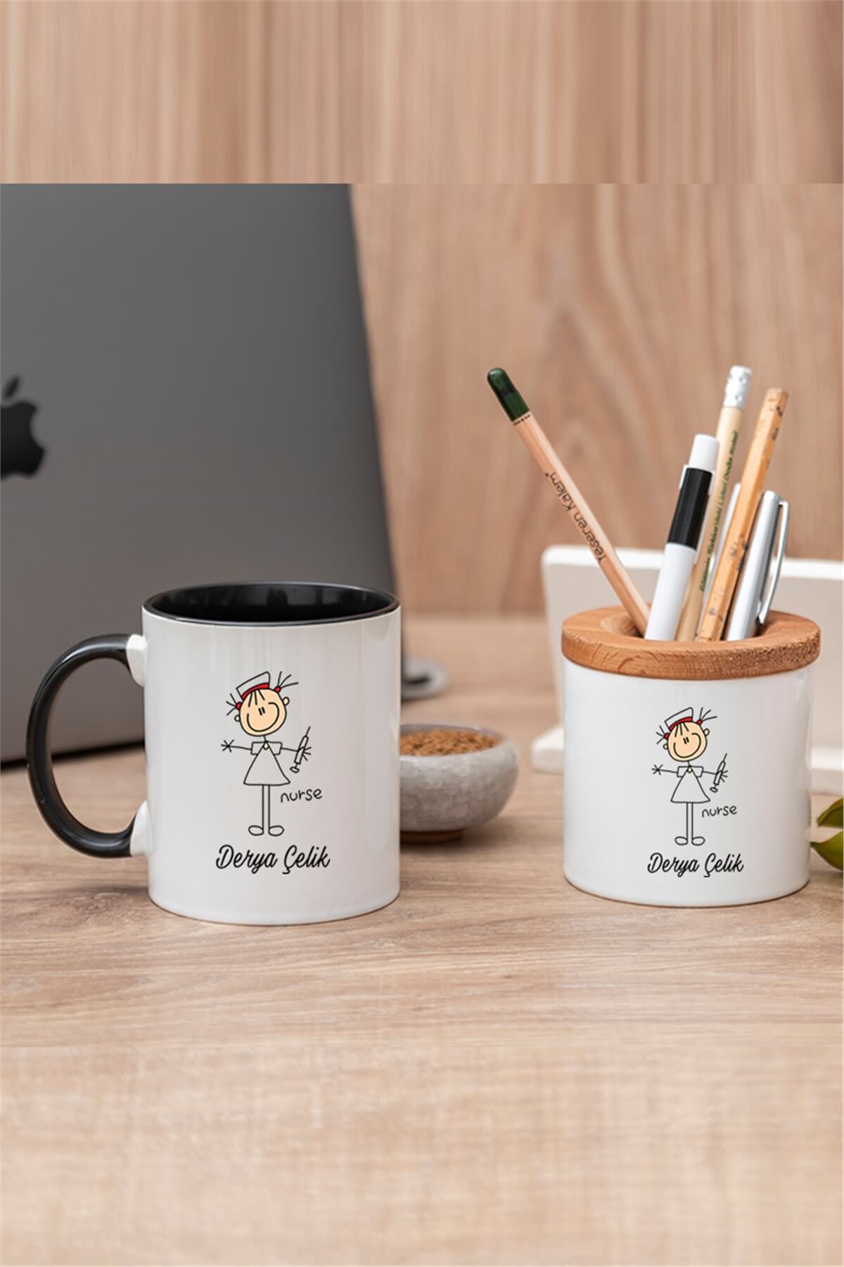 Hemşire Karikatürü Renkli Kupa Bardak ve Kalemlik