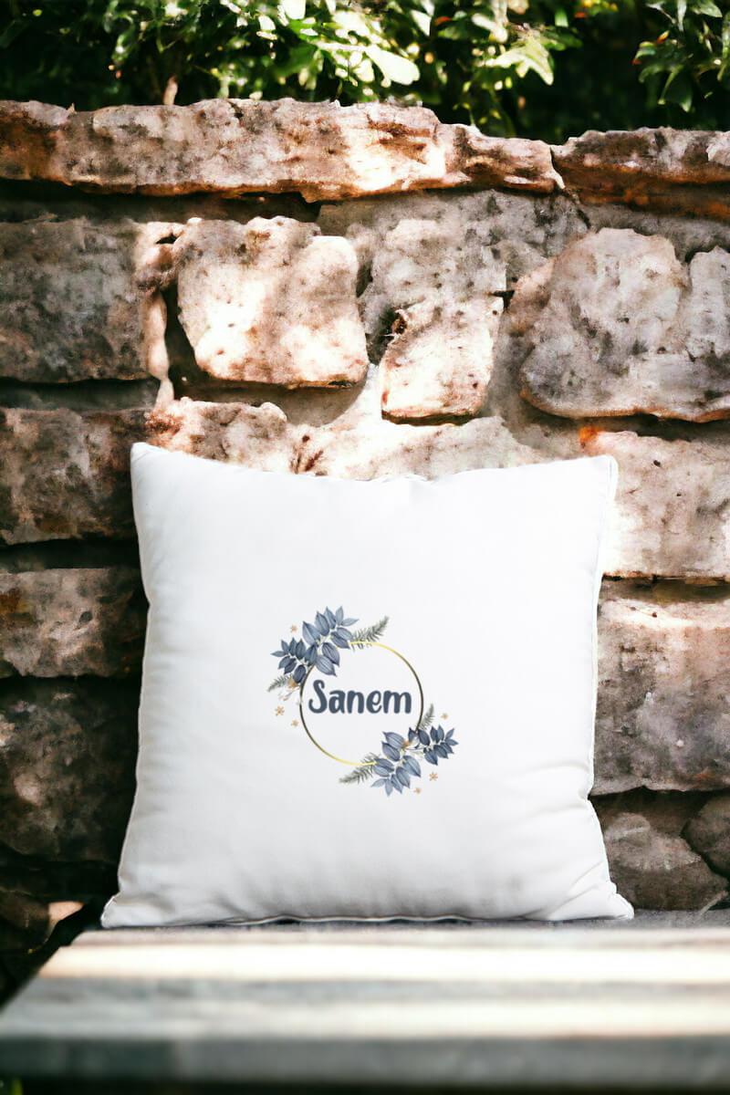 İsme Özel Çiçek Desenli Saten Kare Yastık