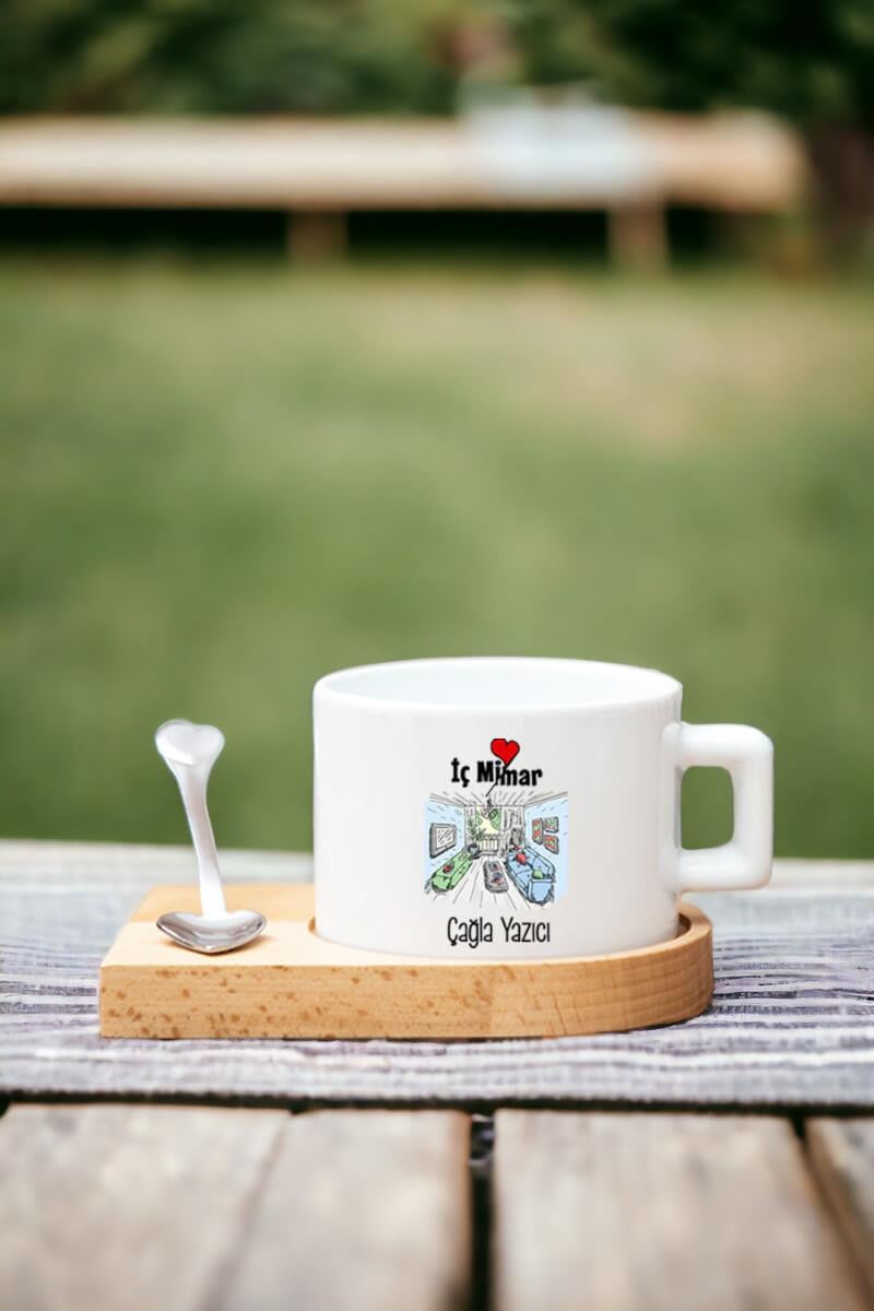 Kadın İç Mimara Hediye Kalp Kaşıklı Ahşap Altlıklı Fincan