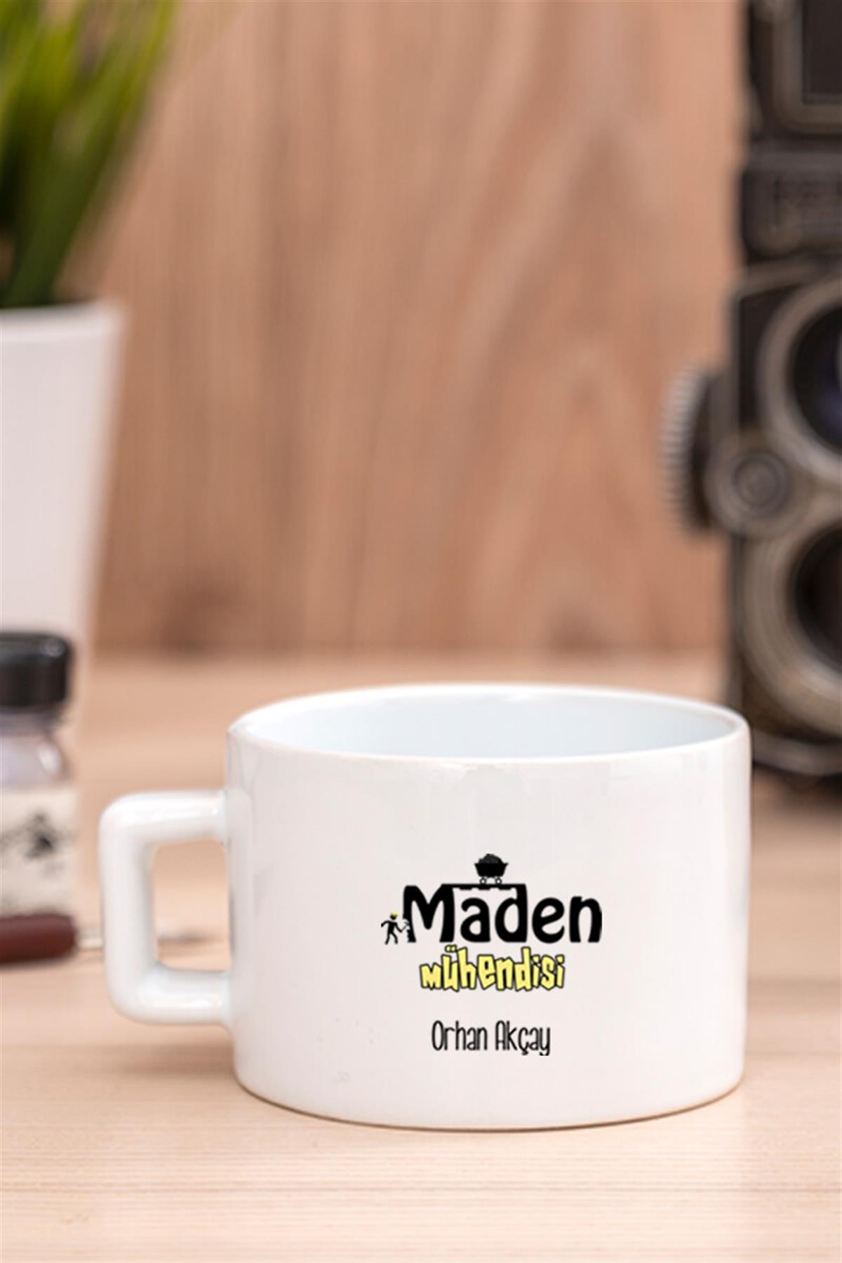 Kadın Maden Mühendisine Hediye Kalp Kaşıklı Ahşap Altlıklı Fincan