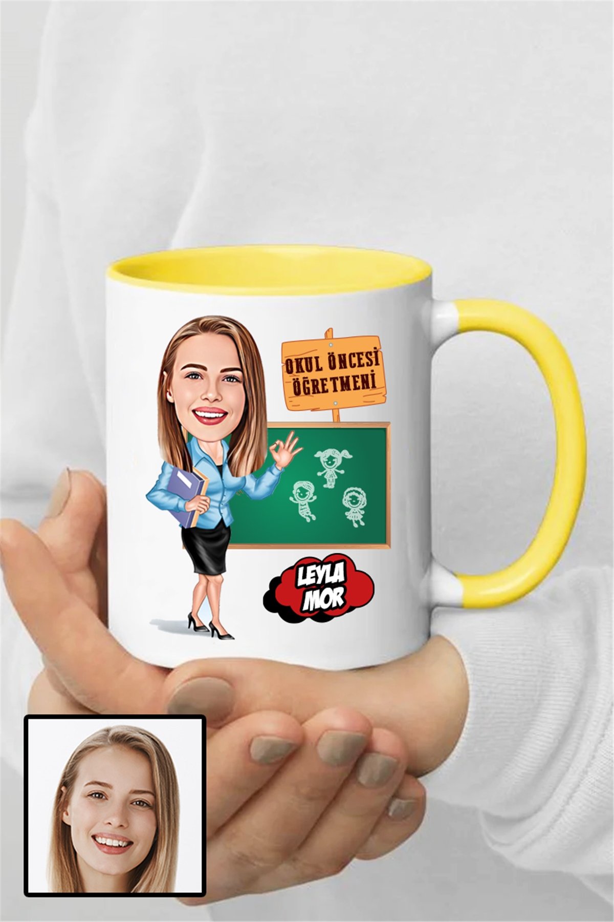 Kadın Okul Öncesi Öğretmenine Özel Hediye Karikatürlü İçi Renkli Kupa Bardak