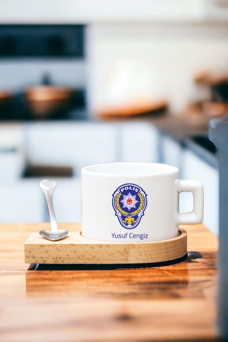 Kadın Polise Hediye Logolu Kalp Kaşıklı Ahşap Altlıklı Fincan