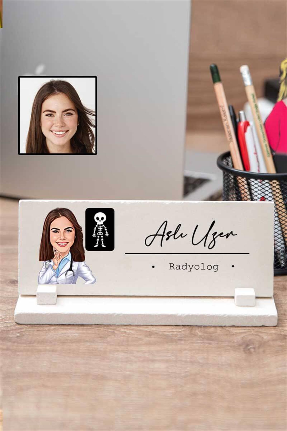 Kadın Radyologlara Yeni İş Hediyesi Karikatürlü Masaüstü İsimlik