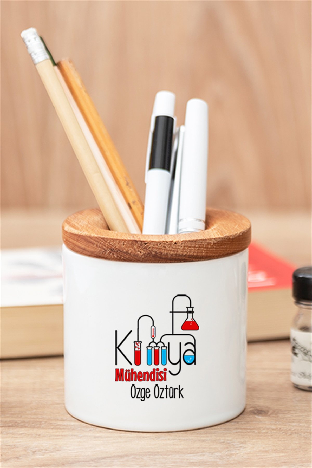 Kimya Mühendisi Ahşap Kapaklı Kalemlik