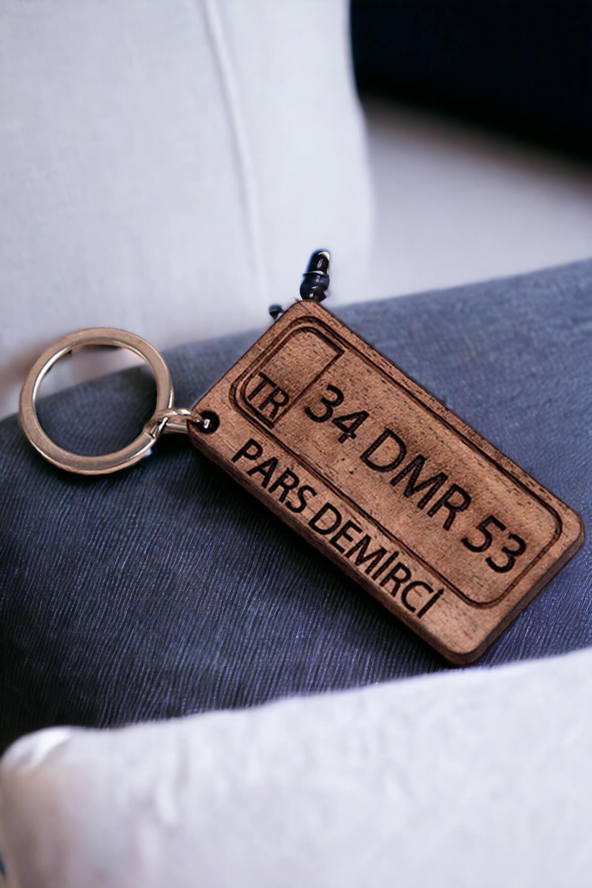 Yeni Araba Hediyesi Kişiye Özel Araba Plakası Anahtarlık