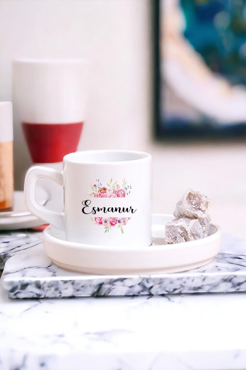 Kişiye Özel Çiçek Çerçeveli İsimli Concept Türk Kahvesi Fincanı