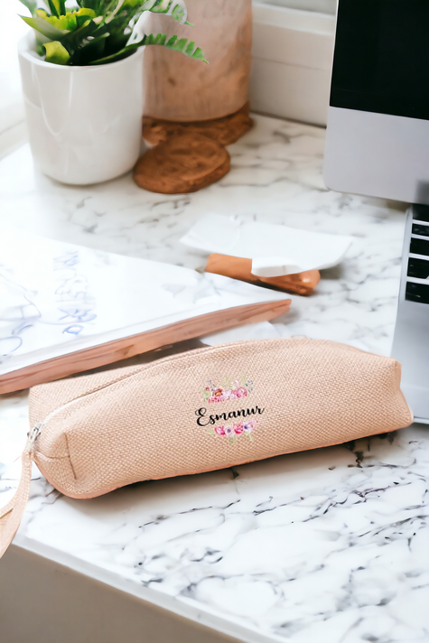 Kişiye Özel Çiçek Çerçeveli İsimli Keten Bez Kalemlik