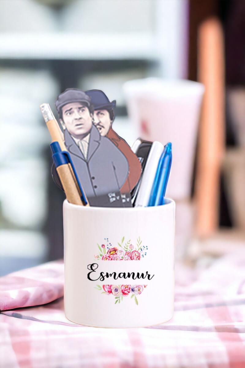 Kişiye Özel Çiçek Çerçeveli İsimli Seramik Kalemlik