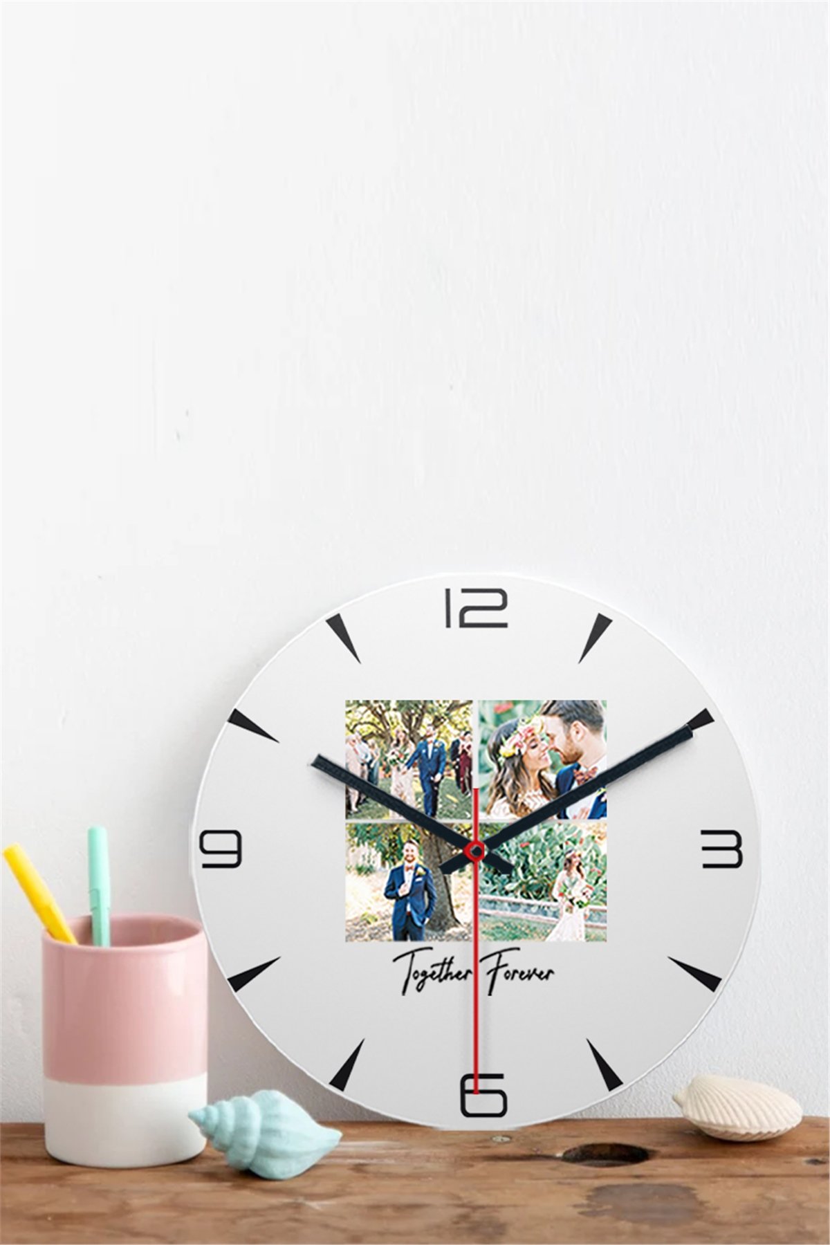 Kişiye Özel Dört Fotoğraflı Kupa Bardak Ahşap Duvar Saati