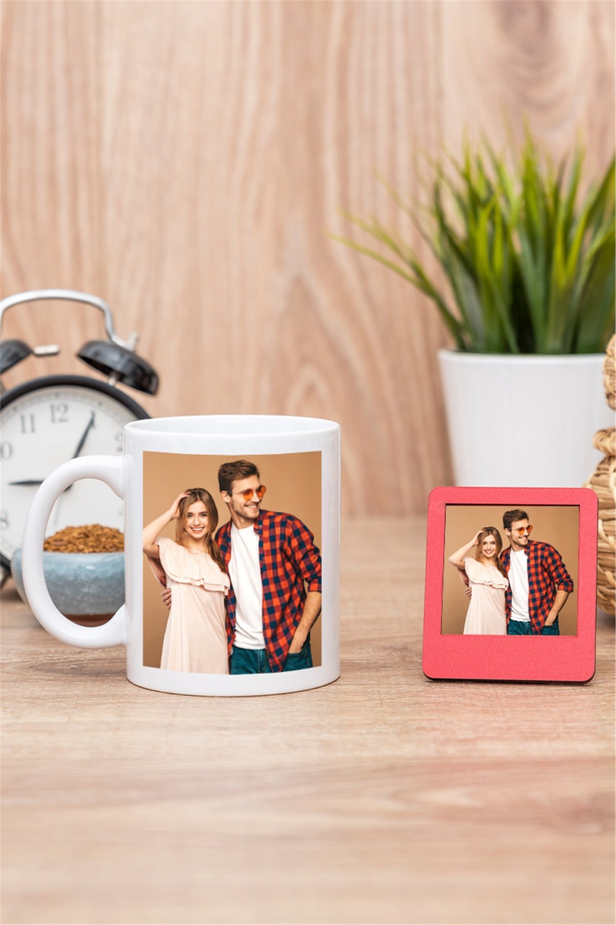 Kişiye Özel Fotoğraflı Beyaz Kupa Bardak ve Mini Çerçeve