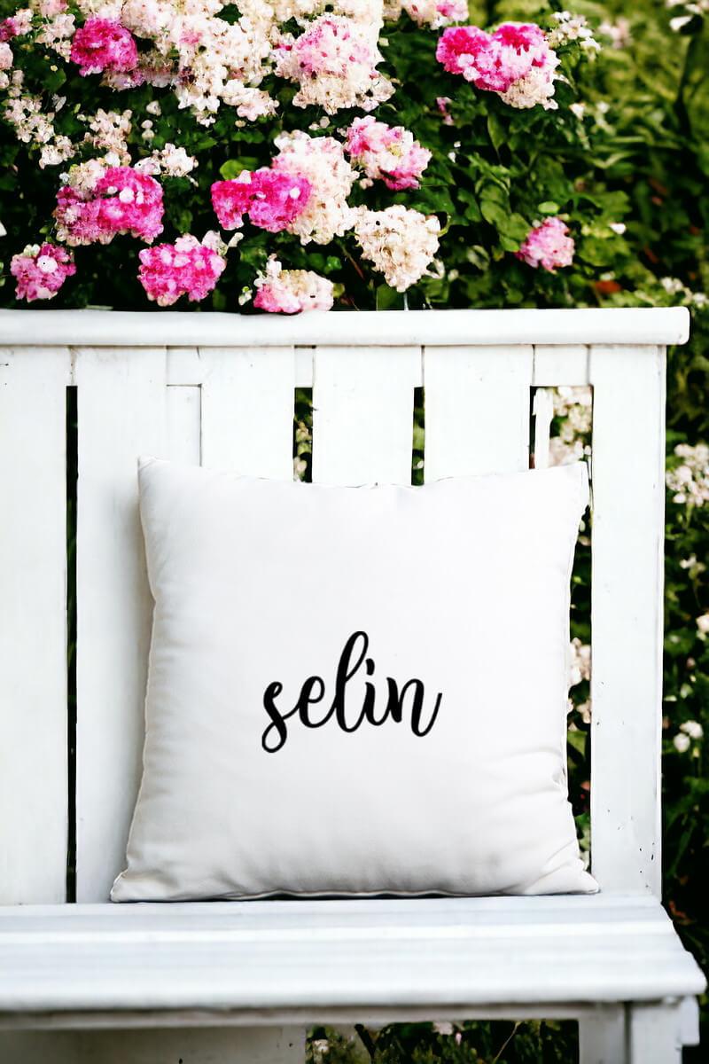 Kişiye Özel İsim Yazılı Saten Kare Yastık