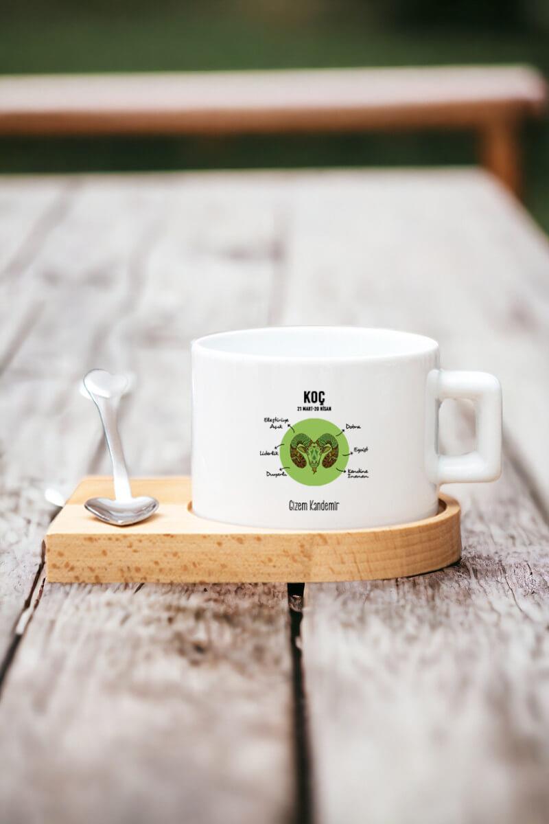 Koç Burcu Kadına Hediye Ahşap Altlıklı Fincan