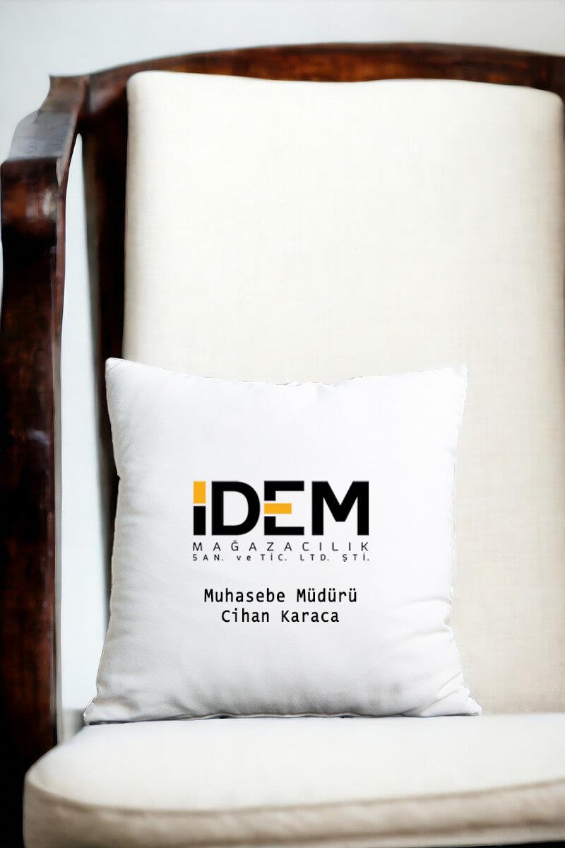 Logolu Saten Kare Yastık