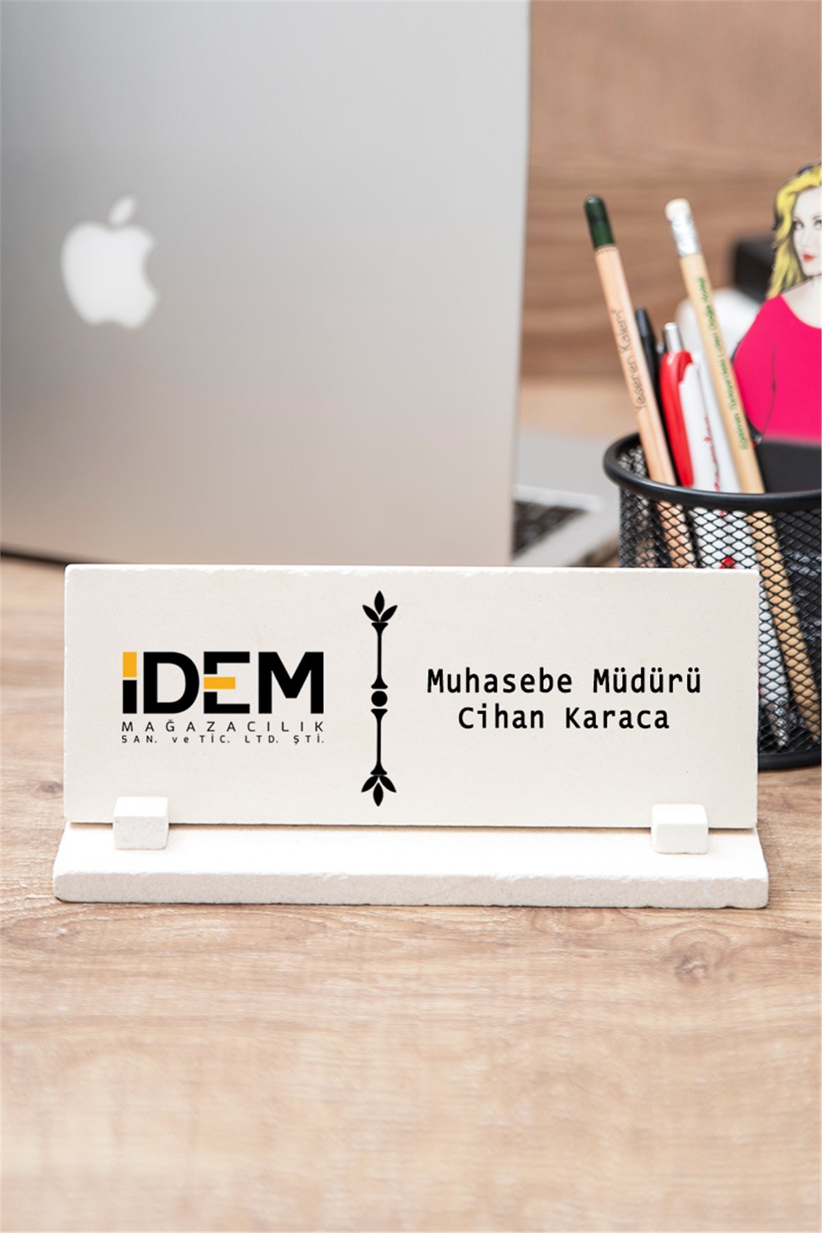 Kişiye Özel Kurumsal Logolu Taş Masa İsimliği