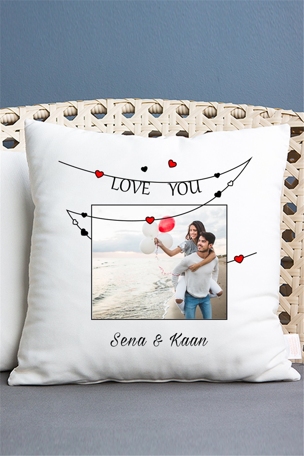 Love You Yazılı İsimli Saten Kare Yastık