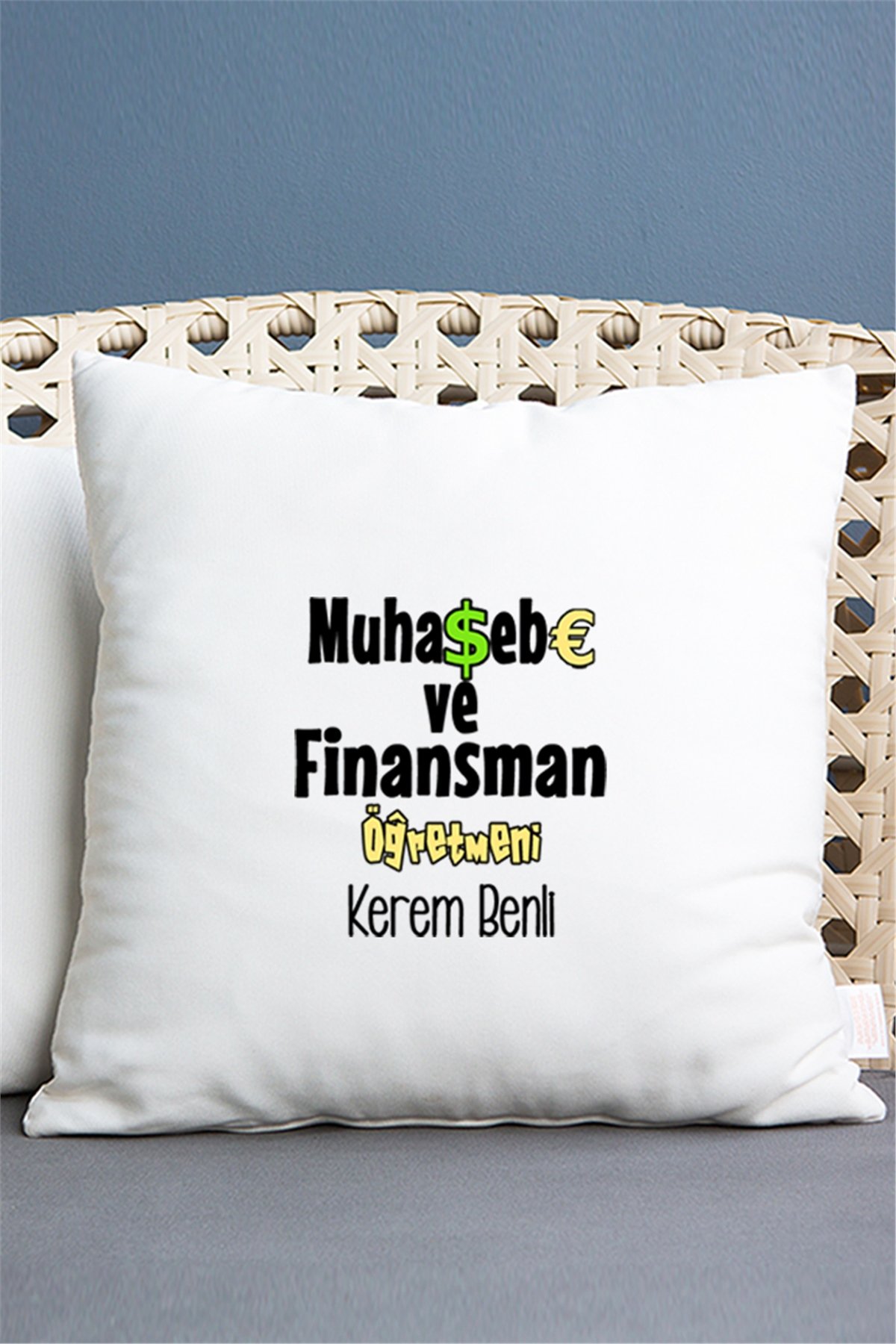 Muhasebe ve Finansman Öğretmeni Saten Kare Yastık