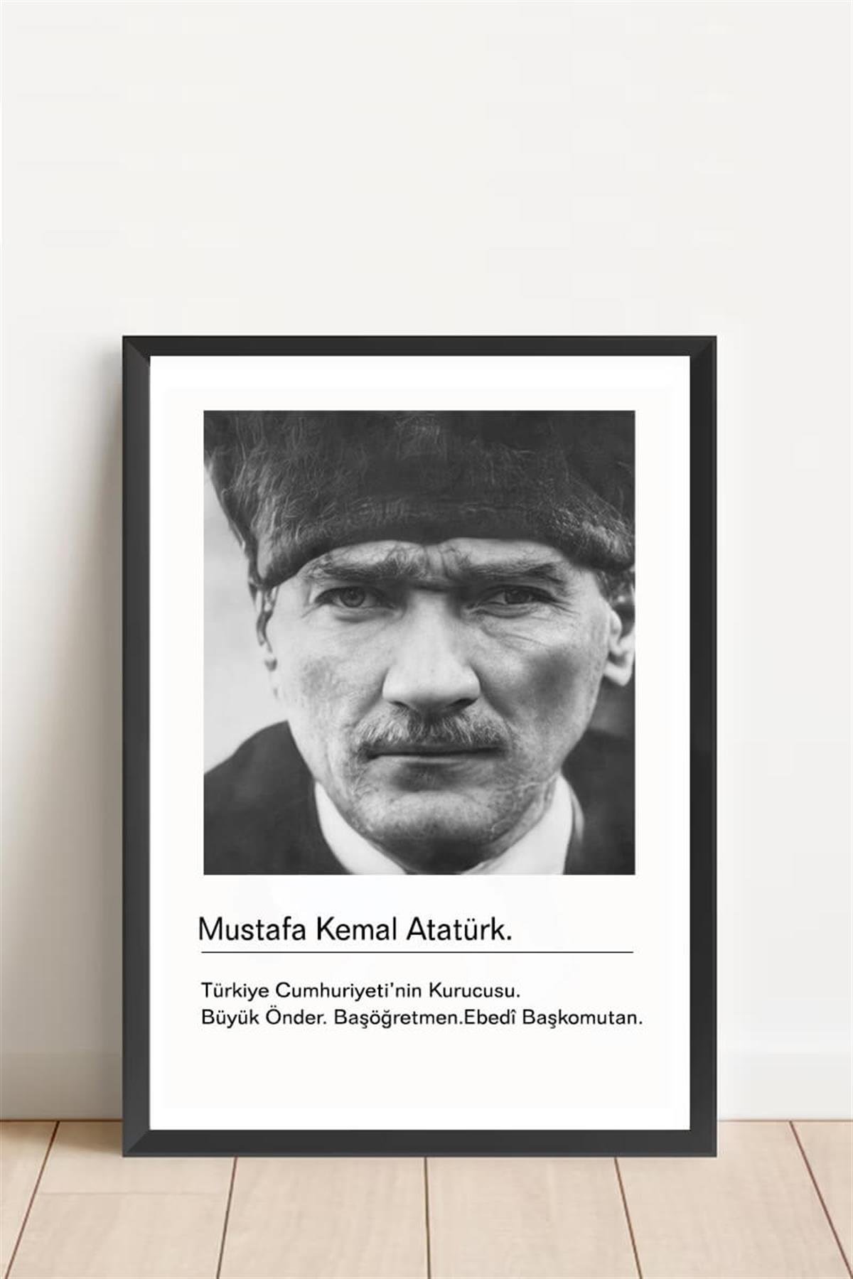 Mustafa Kemal Atatürk Portreli Dikdörtgen Fotoğraf Çerçevesi