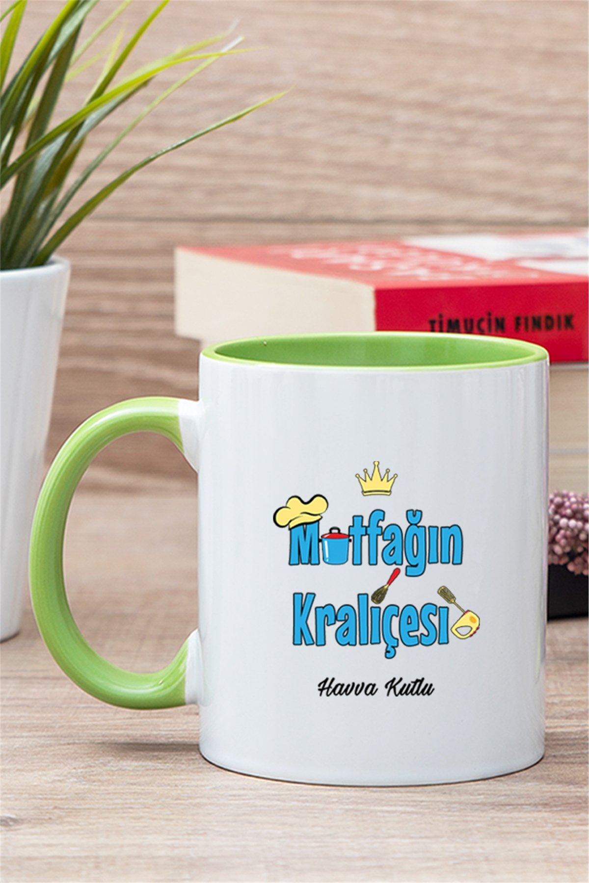 Mutfağın Kraliçesi İçi Renkli Kupa Bardak