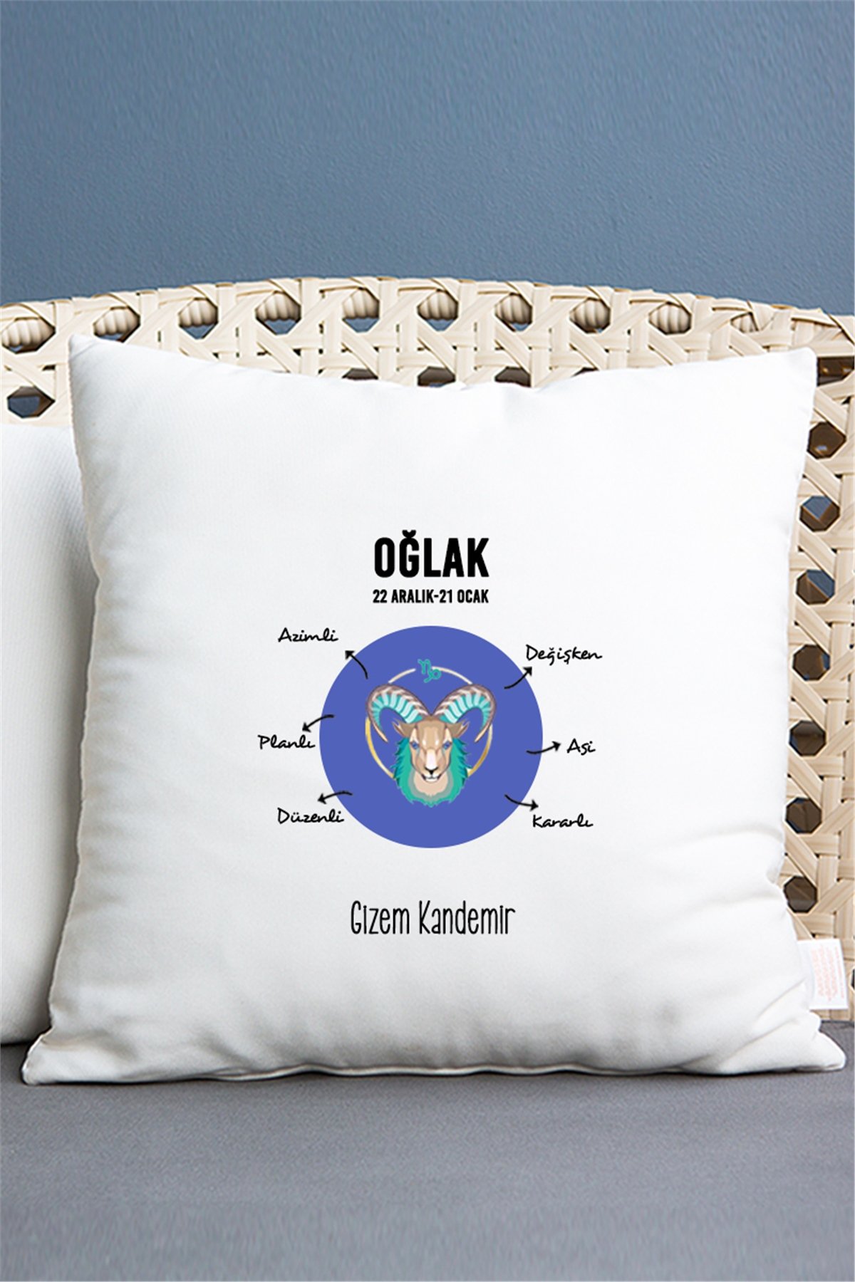Oğlak Burcuna Hediye  Saten Kare Yastık