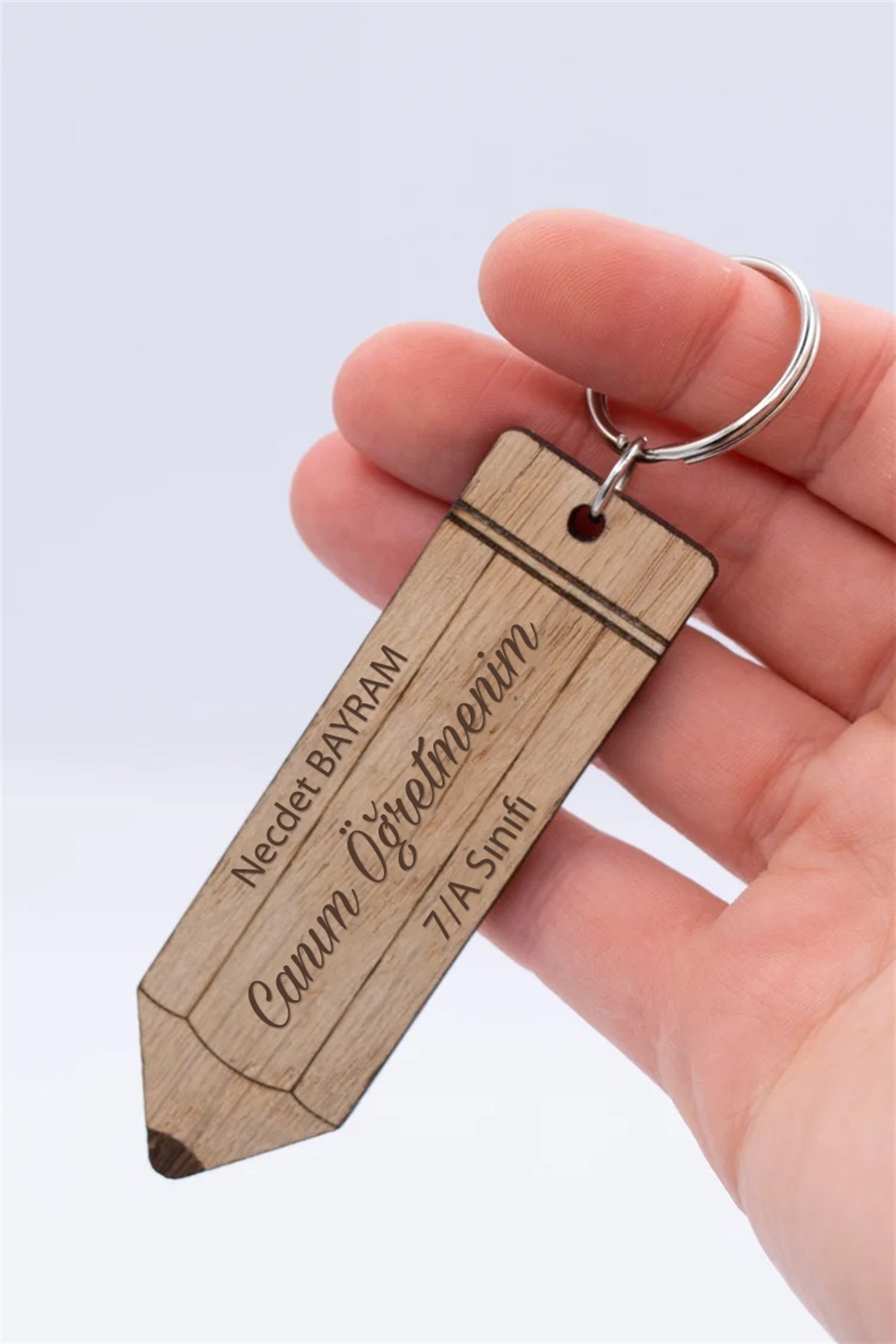 Öğretmene Hediye Lazer Kesim Kalem Tasarım Anahtarlık