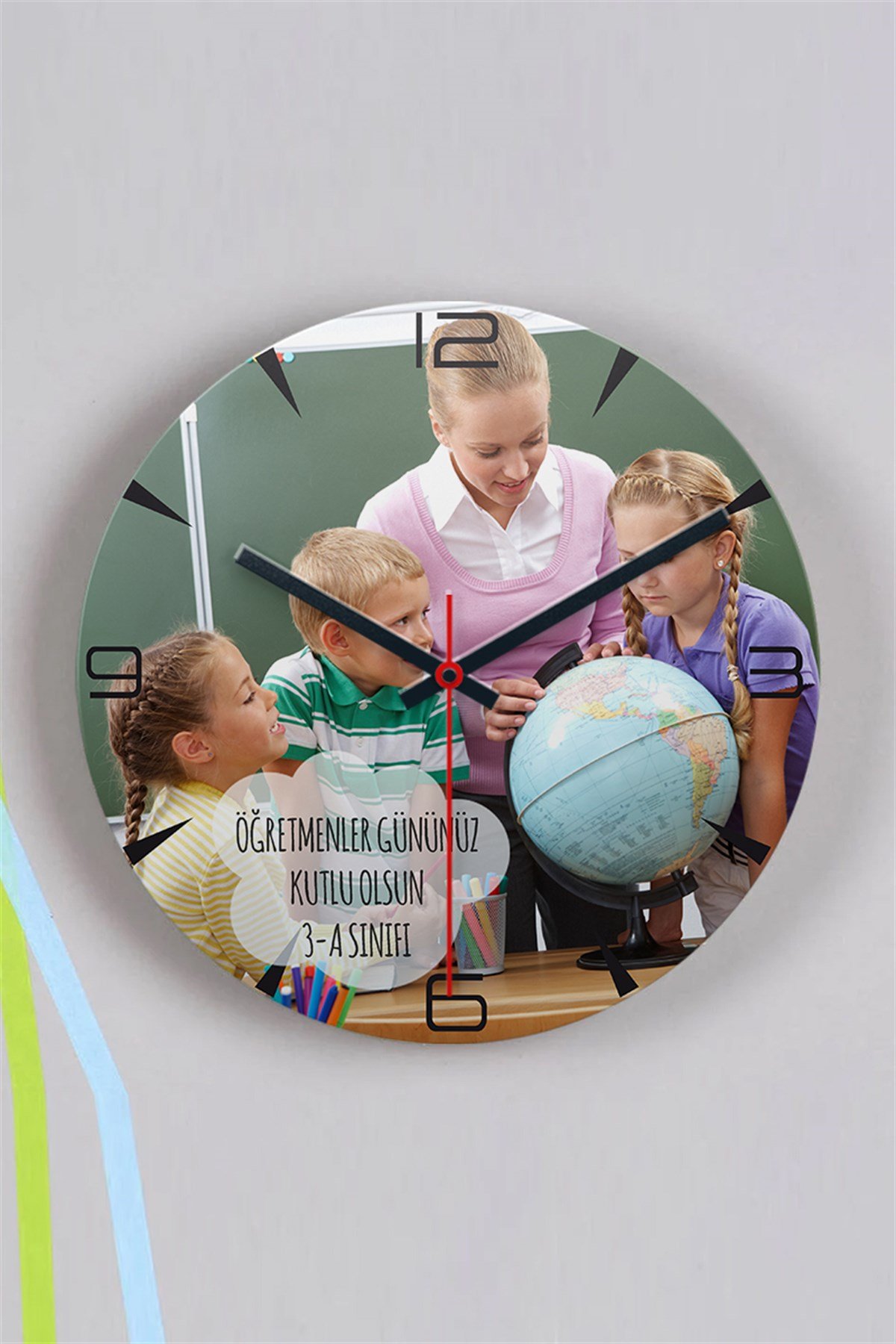 Öğretmene Sınıfça Hediye Mesajlı ve Fotoğraflı Ahşap Duvar Saati
