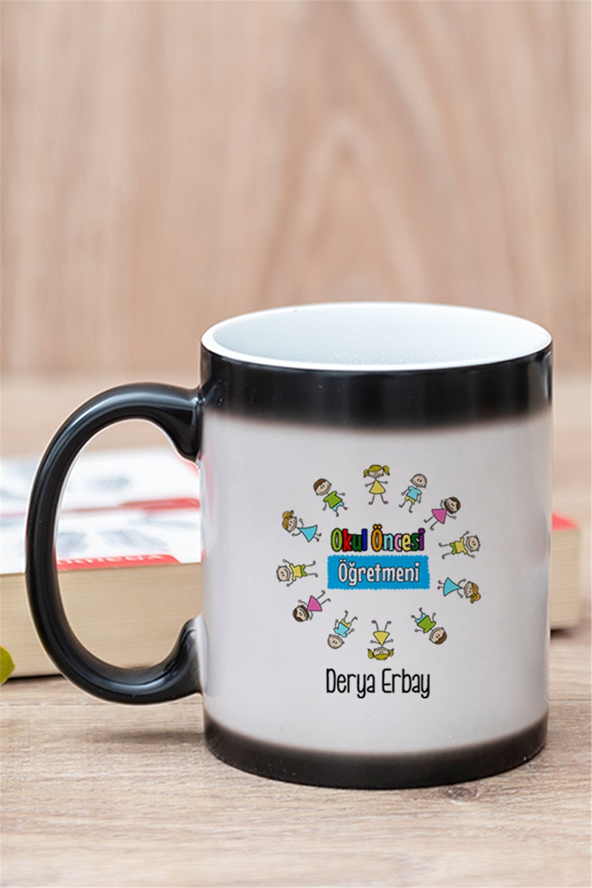 Okul Öncesi Öğretmeni Sihirli Kupa Bardak