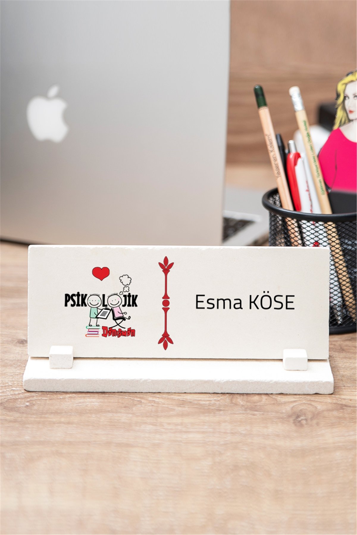 Psikolojik Danışman Taş Masa İsimliği