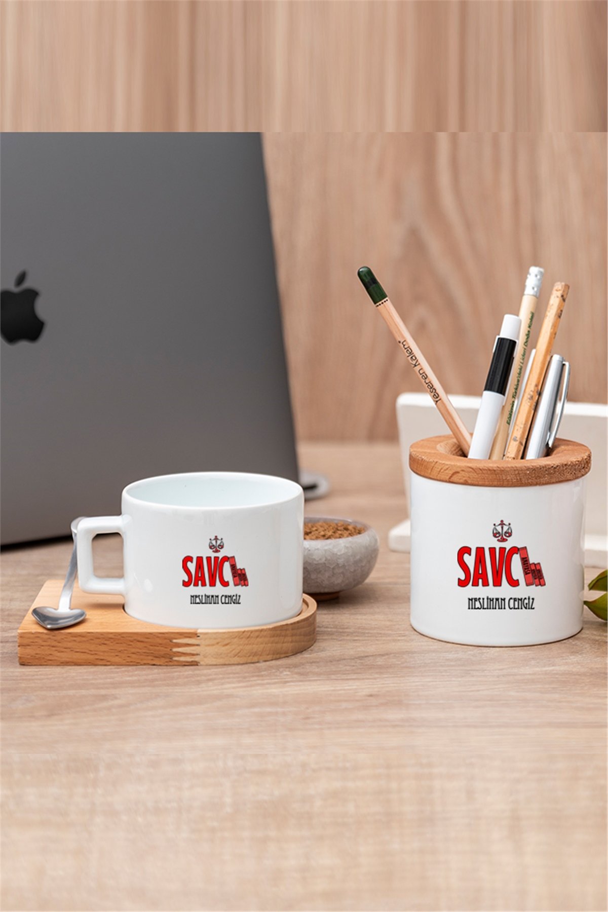Savcıya Hediye Seti Ahşap Altlıklı Fincan ve Kalemlik
