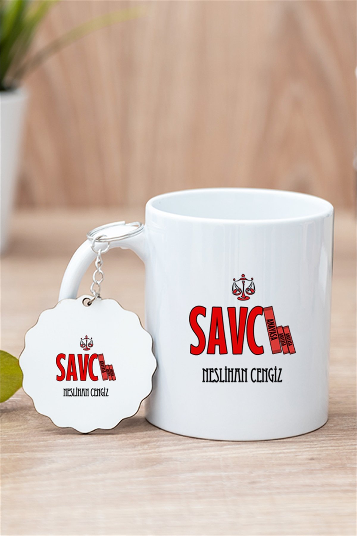 Savcı Beyaz Kupa Bardak ve Ahşap Anahtarlık