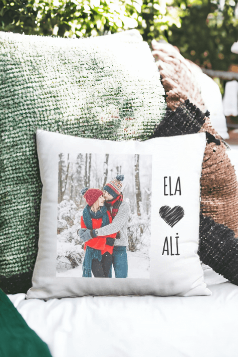Sevgiliye Hediye İsimli ve Fotoğraflı Saten Kare Yastık