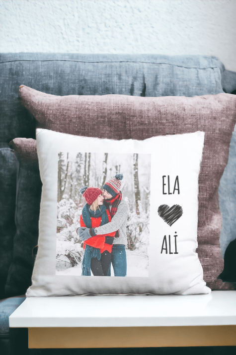 Sevgiliye Hediye İsimli ve Fotoğraflı Saten Kare Yastık