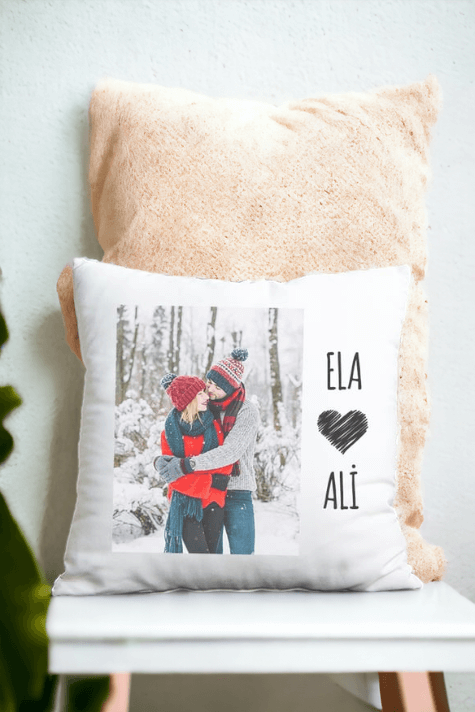 Sevgiliye Hediye İsimli ve Fotoğraflı Saten Kare Yastık